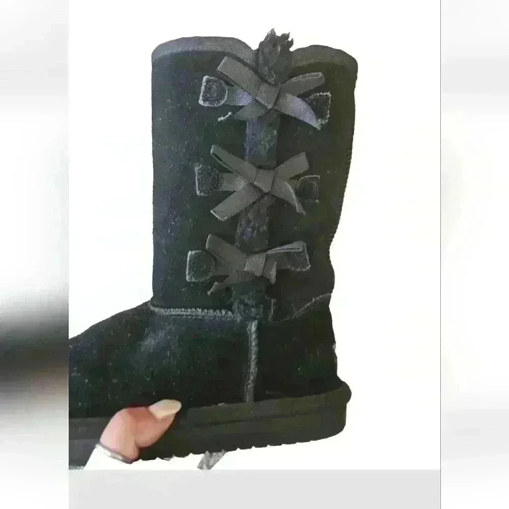 Koolaburra By Ugg Big Girls Black Victoria Faux Shearling Lined Short Boot 2